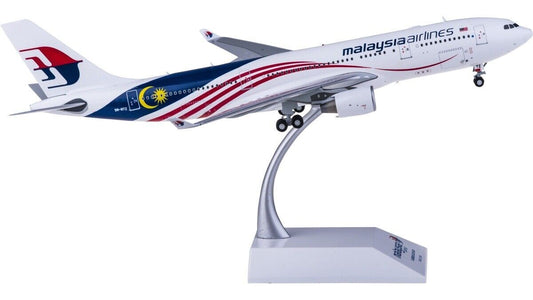 1:200 30CM JC Wings Malaysia Airlines AIRBUS A330-200 Airplane Diecast Model