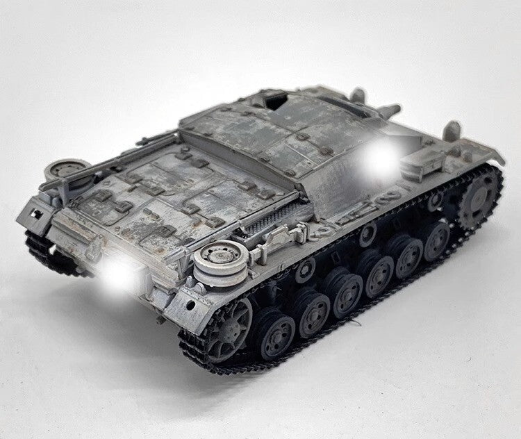 ARTISAN 1/72 III Assault Cannon World Of Tanks Snow Painted Ornament Model