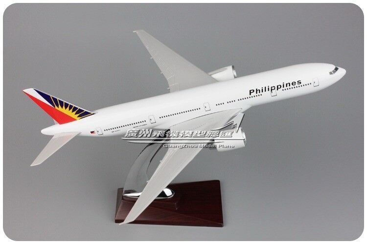 32CM Philippines BOEING 777 RP-C7777 Passenger Airplane Resin Aircraft Model