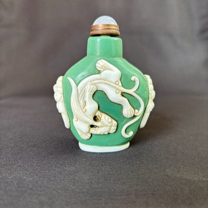 Chinese Snuff Bottle Dragon Sculpture Snuff Box Glass Carved Colored Glaze White