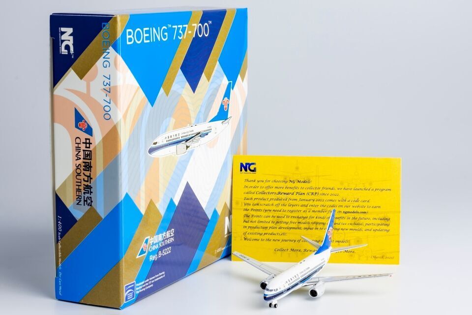 1:400 NG Model CHINA SOUTHERN BOEING 737-700 Passenger Airplane Diecast Model