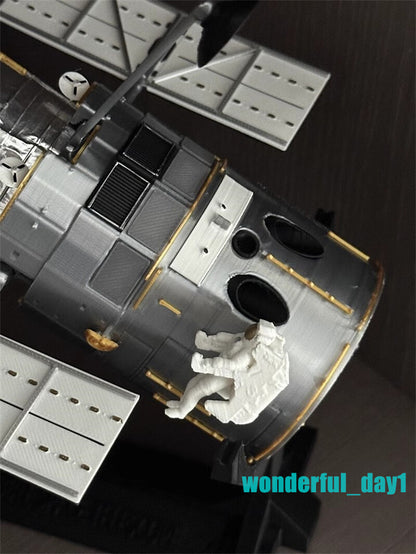 1/72 Scale Hubble Space Telescope HST Model Painted Toy Gifts