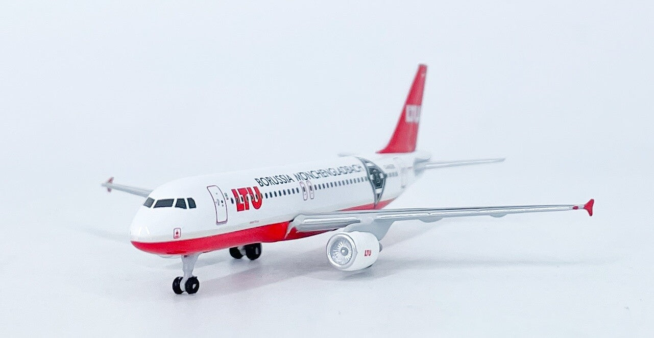 1:500 InFlight LTU AIRBUS A320 Passenger Plane Airplane Diecast Aircraft Model