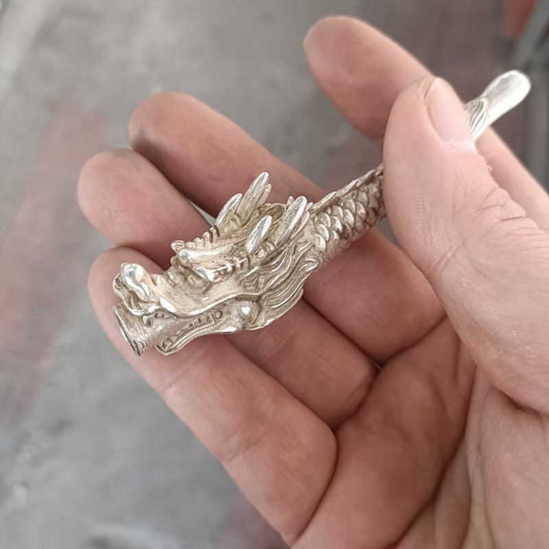 Old Tibet Silver Handcarved Dragon Cigarette Holder Smoking Tool