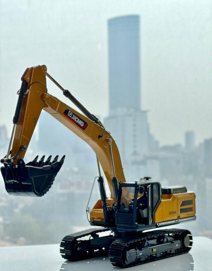 1:30 XCMG XE380GK Excavator Construction Machinery Equipment Diecast Model