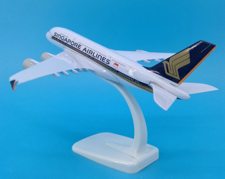 20CM SINGAPORE AIRLINES AIRBUS A380 Passenger Aircraft Diecast Airplane Model