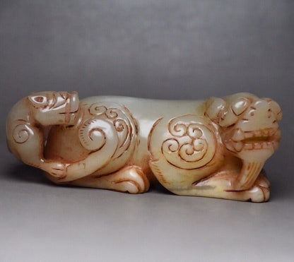 Chinese Hetian Jade Carved Sculpture Exquisite Beast Statue Antique Collections