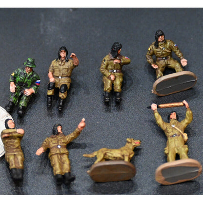 Sanrong 1/72 Modern Armored Soldier 7-Person 1 Dog Without Tank Scenario Model