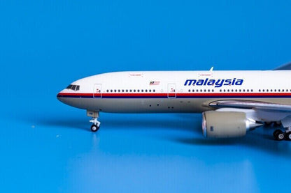 1:400 JC Wings Malaysia Airlines BOEING 777-200 Passenger Airplane Diecast Model
