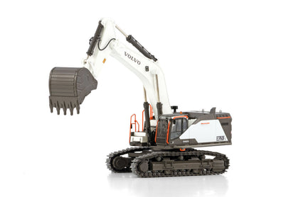 1:50 WSI EC950F Excavator Construction Machine Equipment Diecast Model