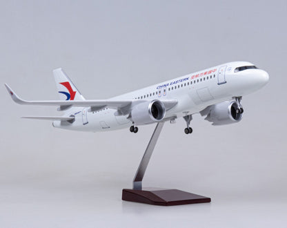 1:80 47CM CHINA EASTERN AIRBUS A320neo Airplane Landing Gear Resin Plane Model