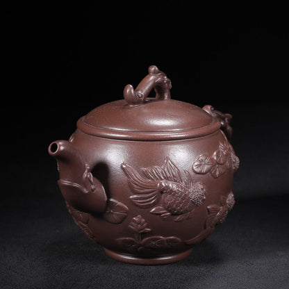 Chinese Yixing Zisha Clay Handmade Exquisite Teapot （鱼乐 底款：铁画轩）