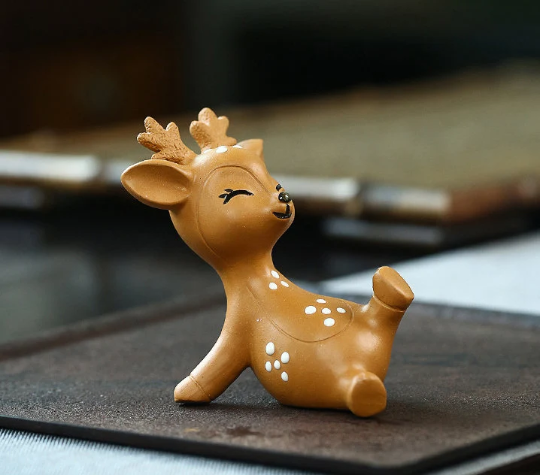 Zisha Tea Pets lovely Deer Purple Clay Tea Play Decoration