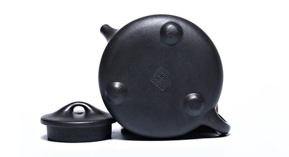 200cc Handmade Purple Sand Black Clay Tea Pot Stone Piaohu Tea Pot in Yixing, China-