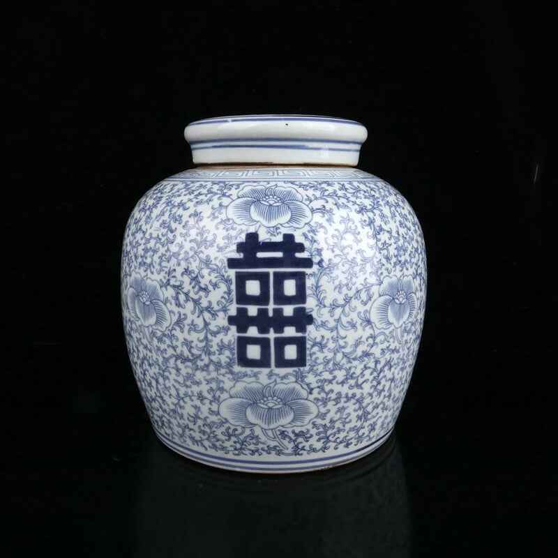 Chinese Old Ancient Blue and White Porcelain Hand-painted Double Happiness Jar