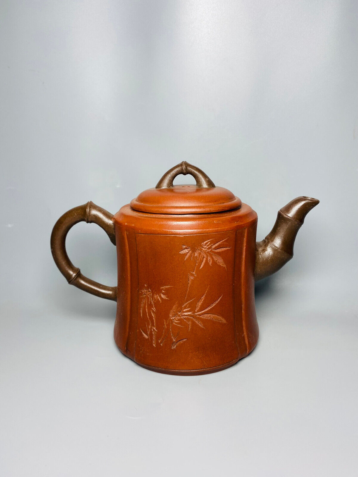 Chinese Yixing Zisha Clay Handmade Exquisite Teapot（高竹节壶 底款 李茂林 ）