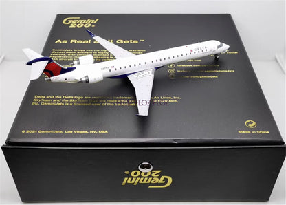 Geminijets for DELTA for BOMBARDIER CRJ900 N821SK 1/200 Aircraft Pre-built Model