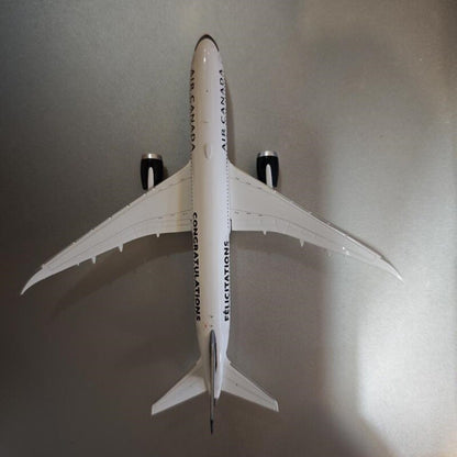 1:400 JC Wings Air Canada Boeing 787-9 Airplane Diecast Aircraft Model