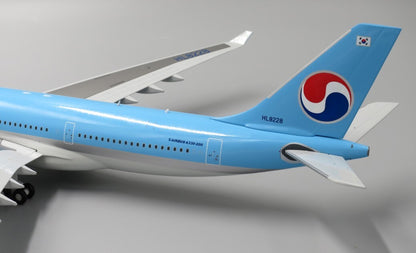1:200 30CM JC Wings KOREAN AIR AIRBUS A330-200 Passenger Airplane Diecast Model