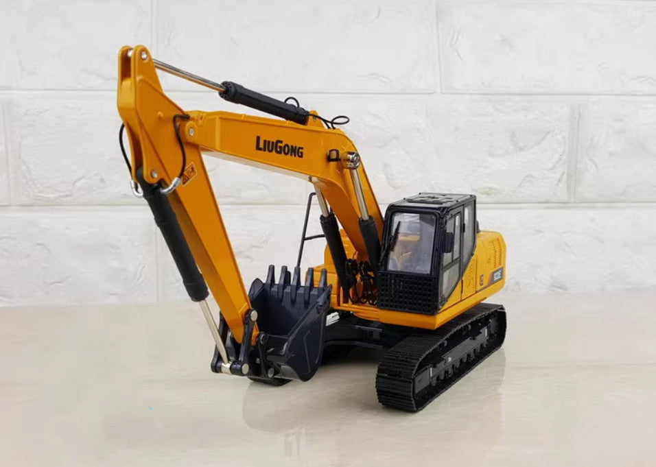 1:35 28CM LIUGONG CLG922E Excavator Construction Vehicles Machine Diecast Model