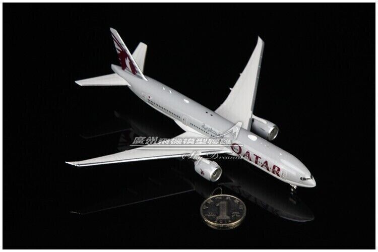 1:400 Phoenix QATAR BOEING 777-200LR Passenger Airplane Diecast Aircraft Model