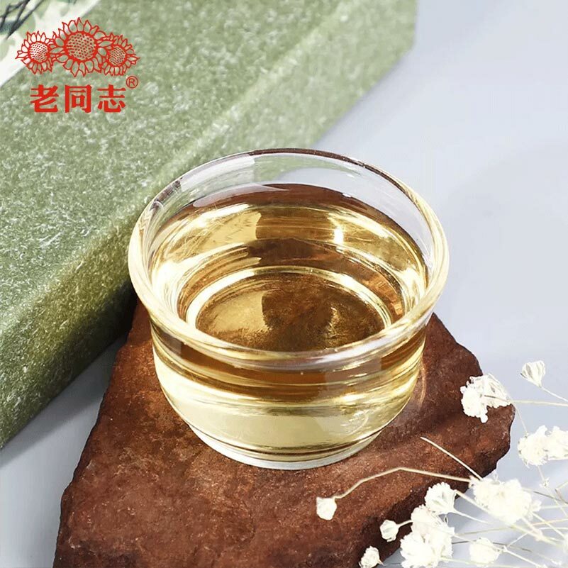 2019 Haiwan Bulang Mountain Old Tree Emerald Incense Pu-erh Raw Puer Brick 250g