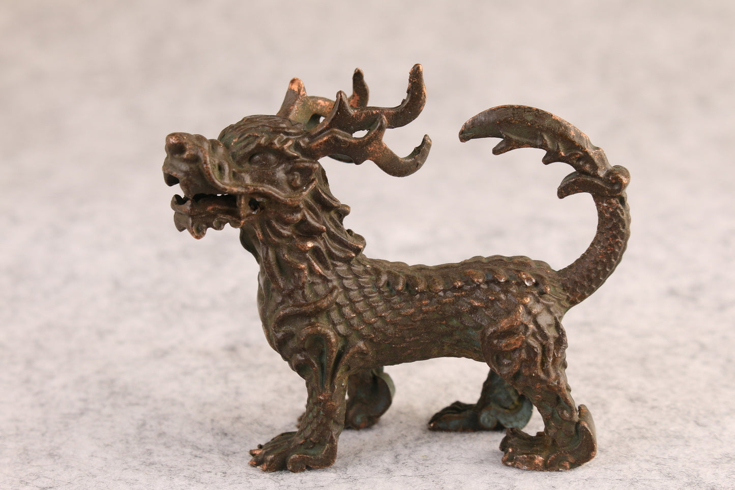 Chinese Collection Handmade cast kirin figure Statue table decoration tea pet