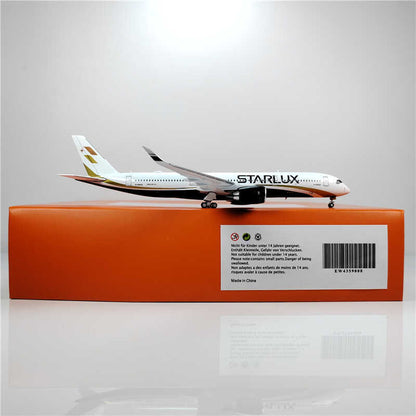 1:400 JC Wings STARLUX AIRBUS A350-900 Passenger Airplane Diecast Model