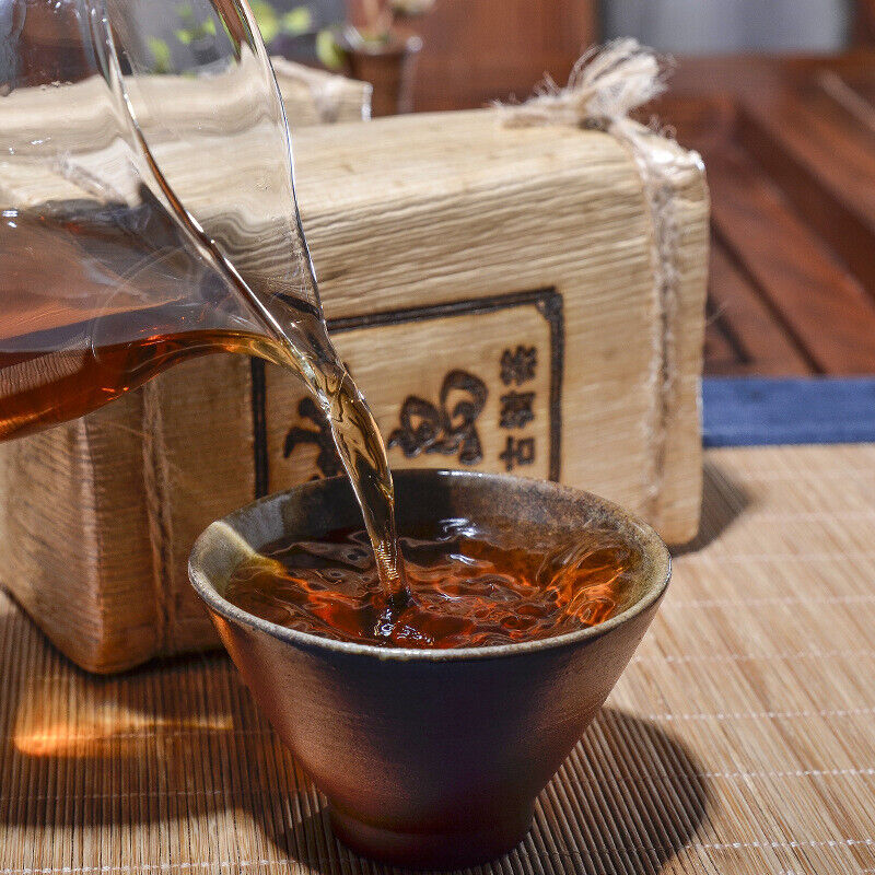 Cooked tea Brick tea 500g Pu'er Tea Icelandic ancient tree cooked tea brick