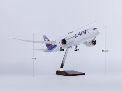 1:130 43CM LAN BOEING 787 Passenger Airplane Landing Gear Resin Aircraft Model