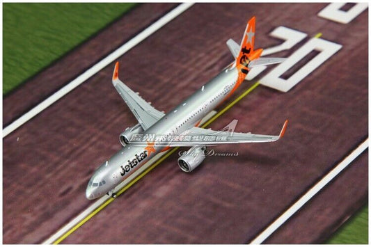 1:400 JC Wings Jetstar AIRBUS A321neo Passenger Airplane Diecast Aircraft Model