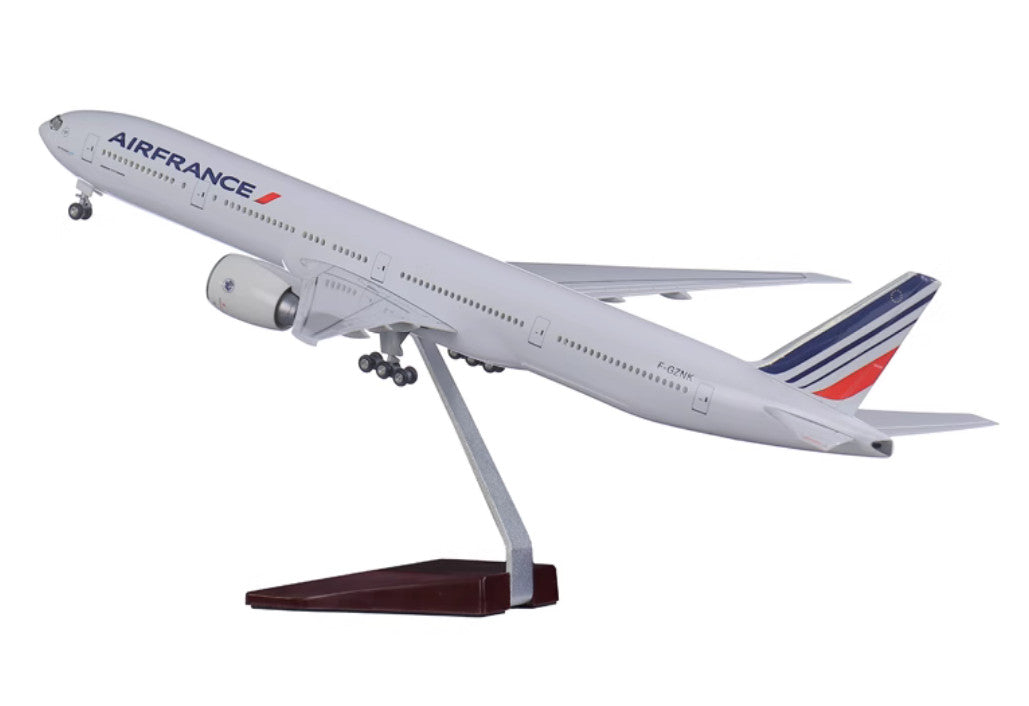 1:157 47CM AIR FRANC BOEING 777-300ER Airplane Landing Gear Resin Aircraft Model