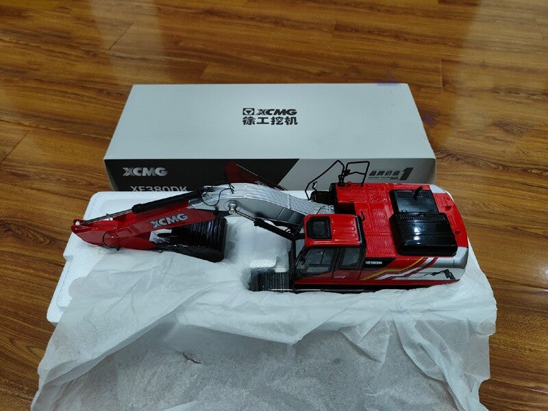 1:30 XCMG XE380DK Excavator Construction Machinery Vehicle Diecast Model
