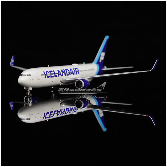 1:400 Phoenix ICELANDAIR BOEING 767-300ER Airplane Plane Diecast Aircraft Model