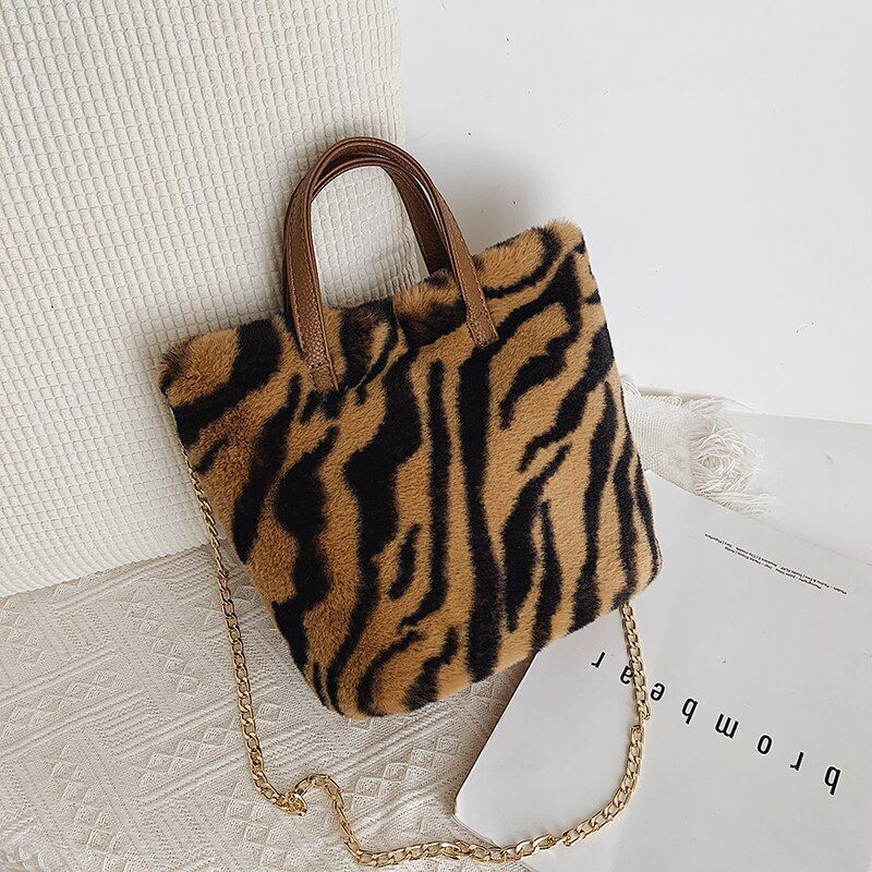 Fluffy Tote Bag Sling Chains Shoulder Strap Crossbody Faux Fur Bucket Handbag