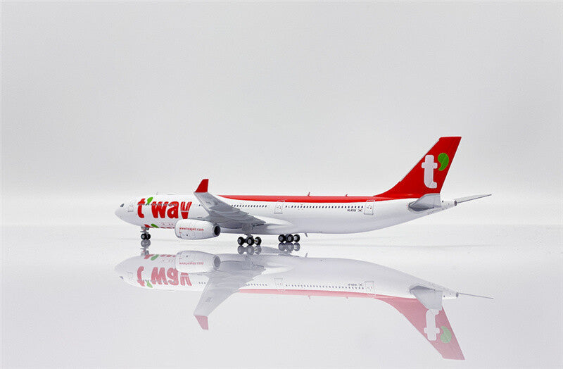 JC Wings t'way For Airbus A330-300 HL8501 1/400 Aircraft Pre-built Model