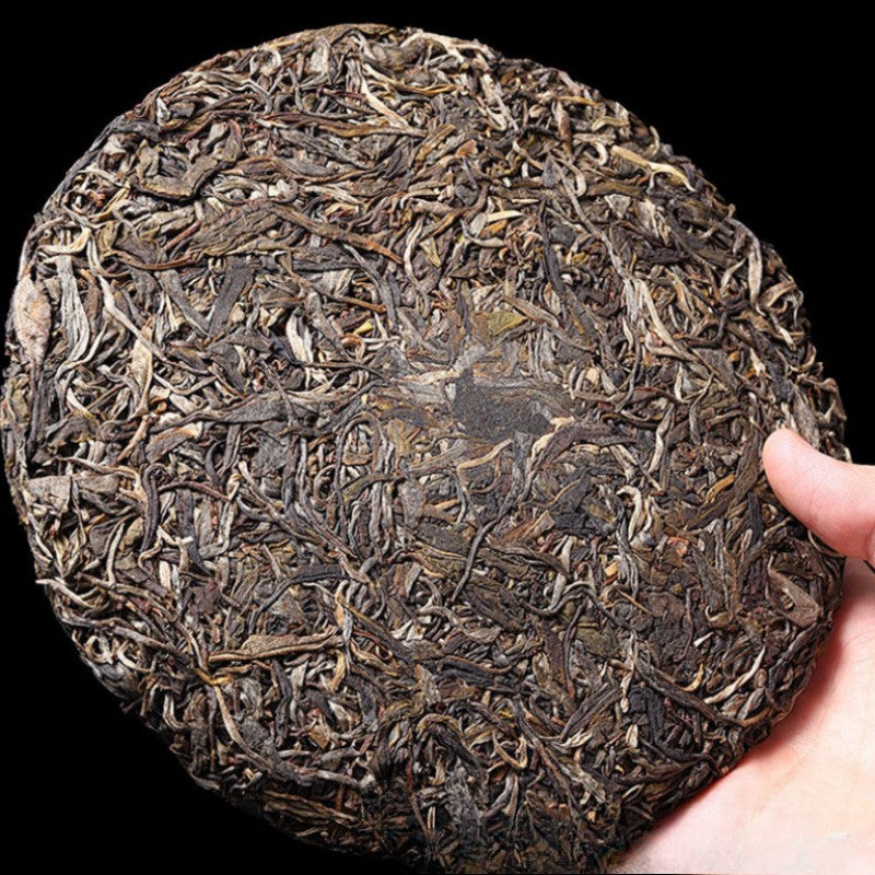 357g Raw Pu'er Yunnan Menghai Ancient Tree Harvest Compressed Tea Cake