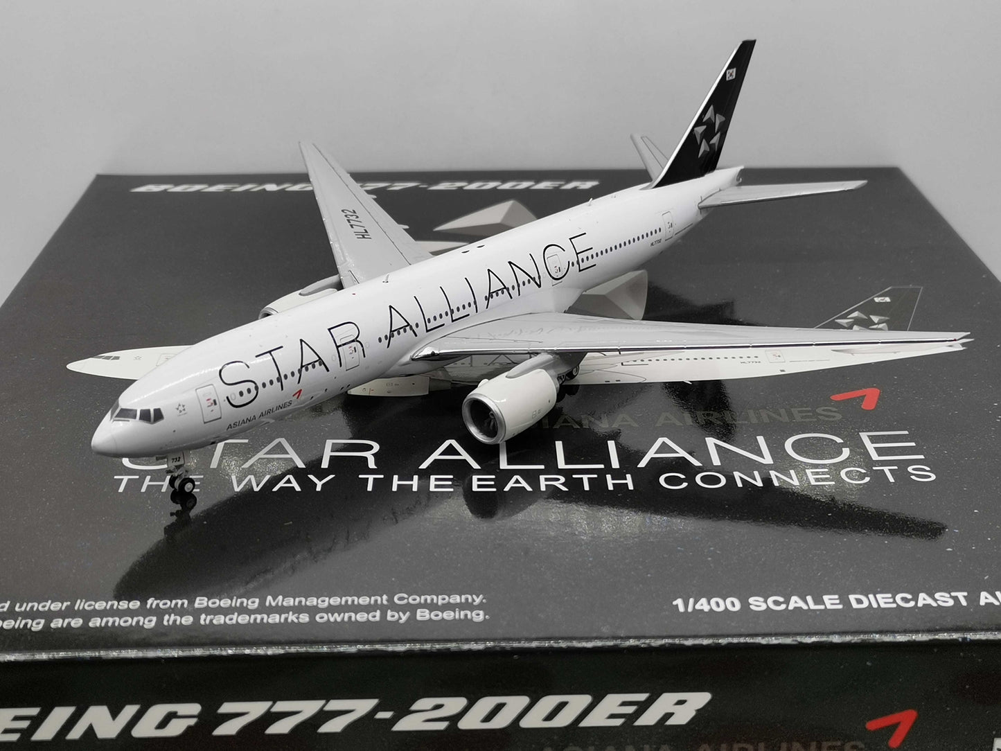 1:400 JC Wings STAR ALLIANCE BOEING 777-200ER Airplane Diecast Aircraft Model