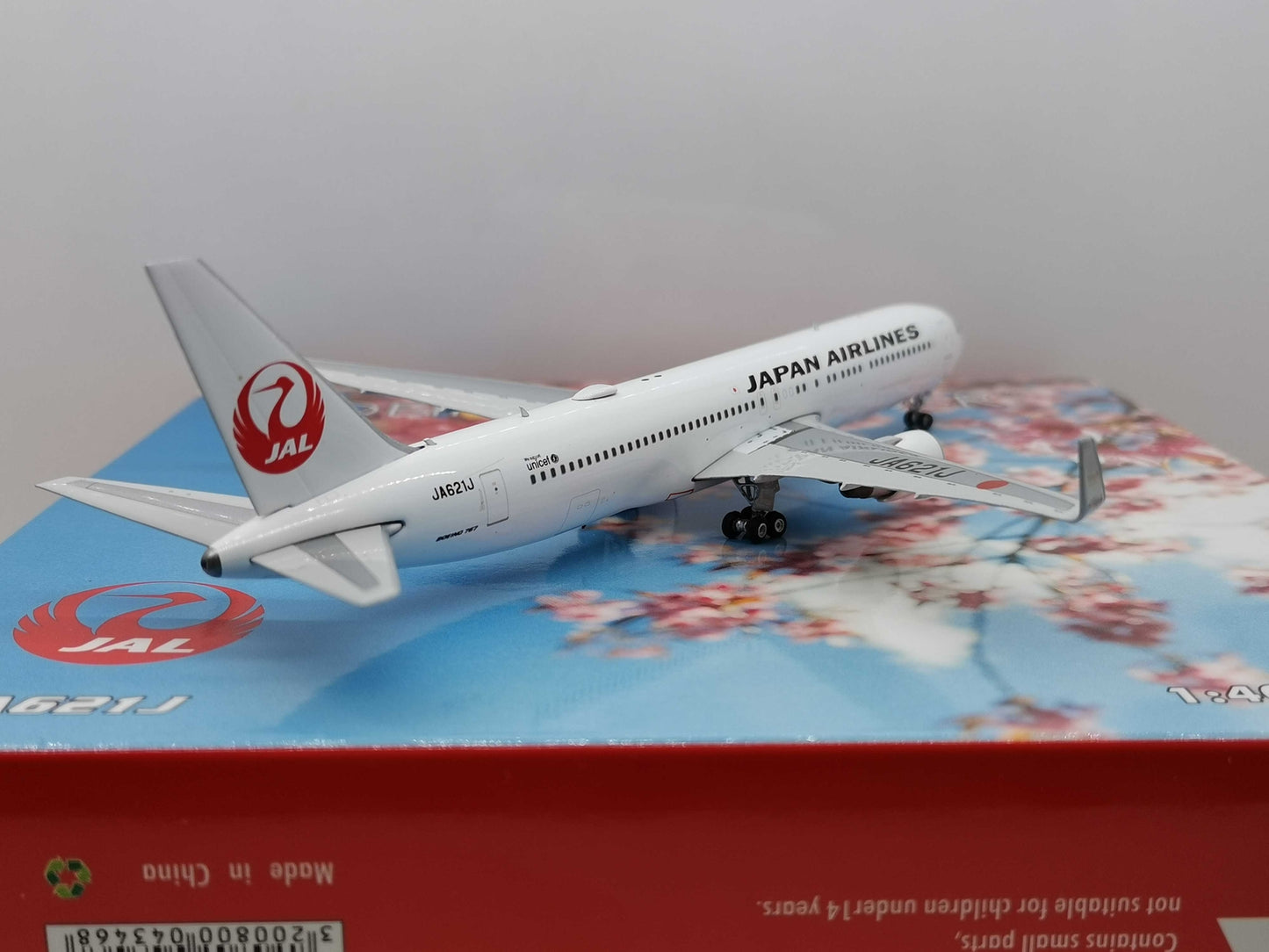 1:400 Phoenix JAPAN AIRLINES BOEING B767-300 Airplane Diecast Aircraft Model