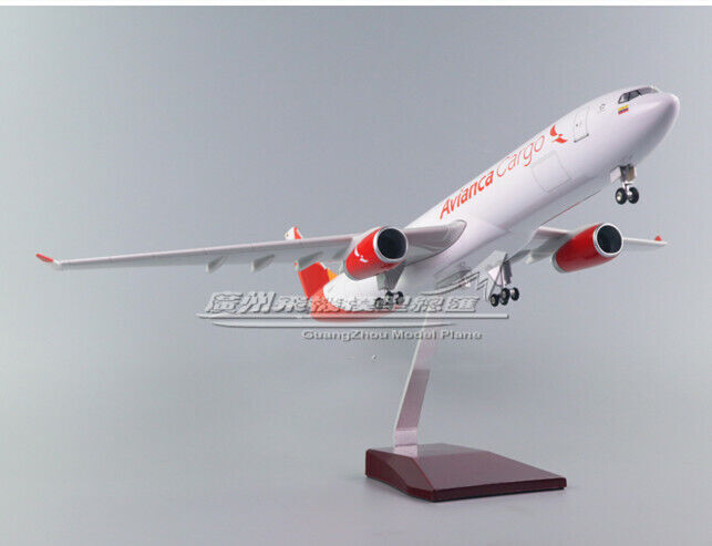 1:135 47CM Avianca Cargo AIRBUS A330 Airfreighter Plane Landing gear Resin Model