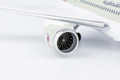 1:400 NG Model QATAR BOEING 787-9 Passenger Airplane Diecast Aircraft Model