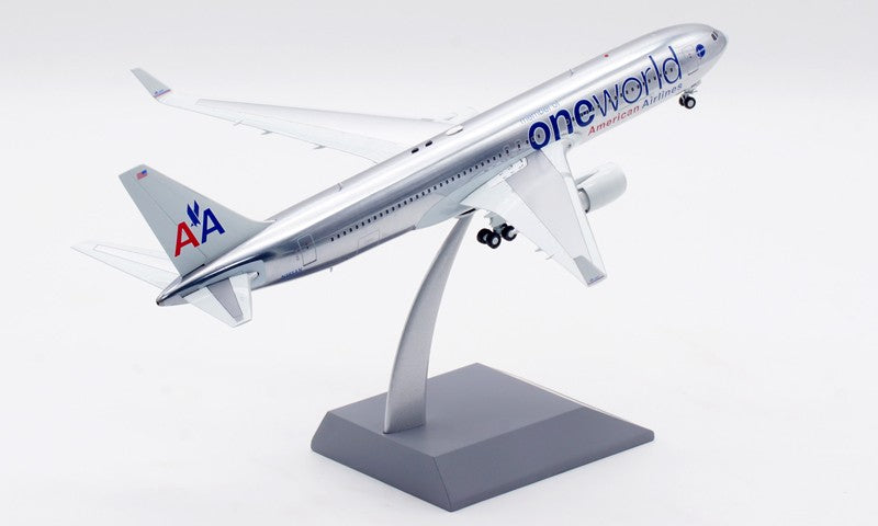 1:200 InFlight American Airlines Boeing 767-300 Airplane Diecast Aircraft Model