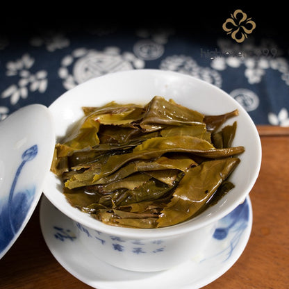 100g Raw Pu'er Cake Bulang Menghai Ancient Tree Daily Drinking Compressed Tea
