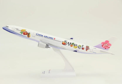 1:200 33CM RISESOON CHINA AIRLINES AIRBUS A330-300 Airplane ABS Plastic Model