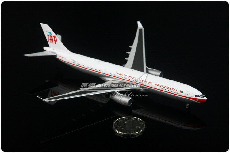 1:400 GeminiJets TAP AIRBUS A330-300 Passenger Airplane Diecast Aircraft Model