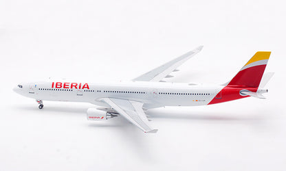 1:200 32CM InFlight IBERIA AIRBUS A330-300 Passenger Airplane Diecast Model