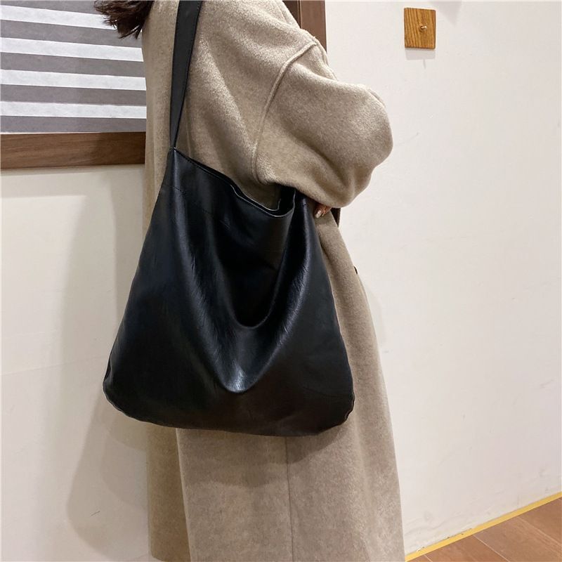 Dumpling Bag Large Shoulder Synthetic Leather Crossbody Bags Handbag Purse 1 PC