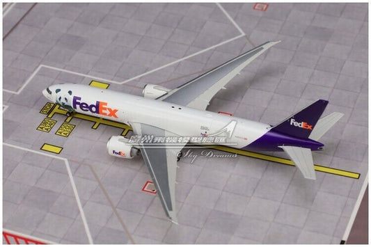 1:400 Phoenix FedEx BOEING 777-200F Passenger Airplane Diecast Aircraft Model
