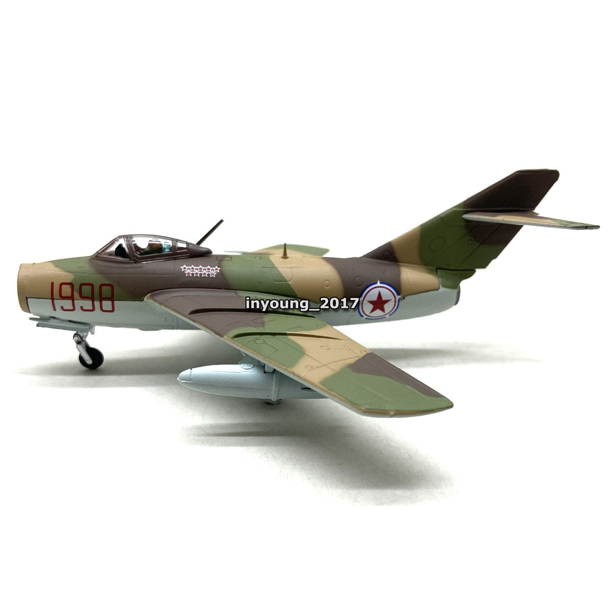 1:72 Mikoyan MiG-15 Fighter Plane Aircraft Model Diecast Military Airplane Model