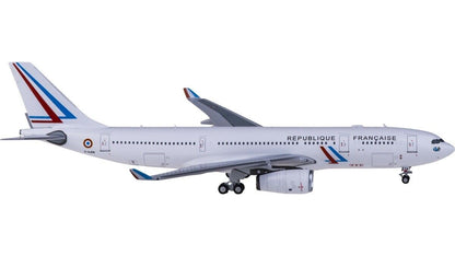 1:400 NG REPUBLIQUE FRANCAISE AIRBUS A330-200 Passenger Airplane Diecast Model